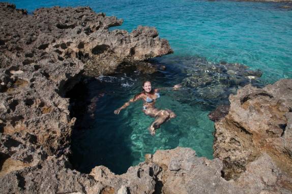 Delícia de mergulho em piscina natural em Playa Ancón, perto de Trinidad - Cuba (foto de Laura Schunemann)